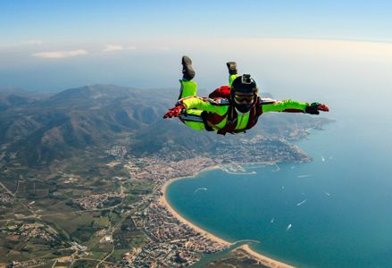 Fall for These Stunning International Skydiving Spots