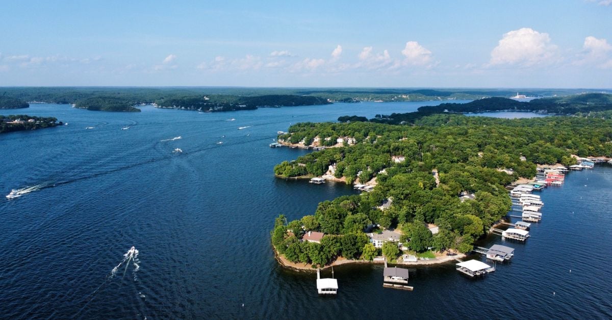 Lake of the Ozarks A FamilyFriendly Destination The Getaway