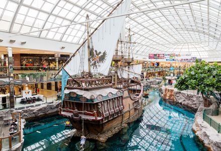 15 Reasons to Visit the West Edmonton Mall